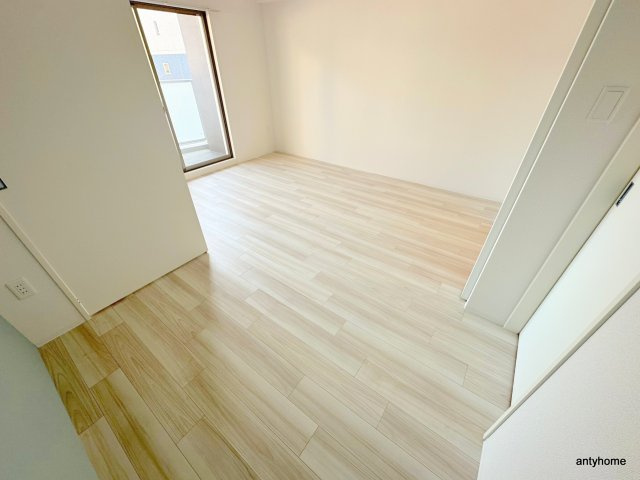 セレニテ本町東リアン　仲介手数料無料の寝室