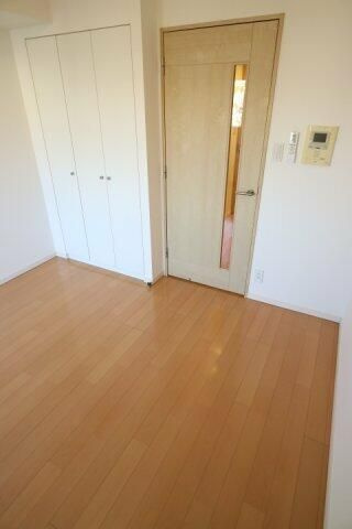 プラウドフラット早稲田の寝室