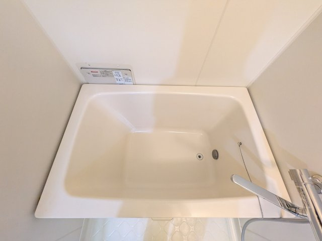 メゾンフジの浴室