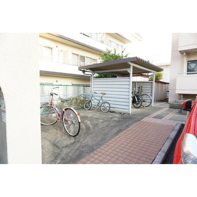 メゾンフジの設備|駐輪場