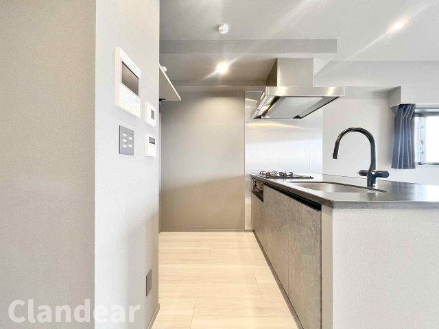 ミルーナヒルズＤ松戸のキッチン|ドキドキの新生活も、安心してスタート。ぴったりの住まいを見つけませんか？クランディアが一緒に住まい選びをサポートします‼　まずは、お気軽にお問合せください　＃クランディア