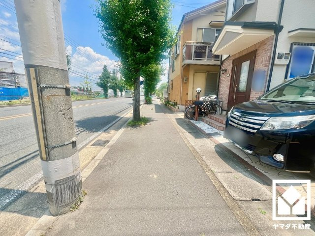 伏見区横大路六反畑の前面道路含む現地写真