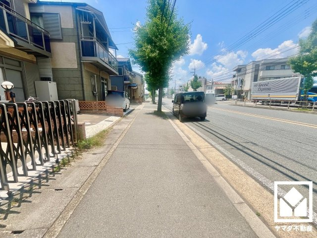 伏見区横大路六反畑の前面道路含む現地写真