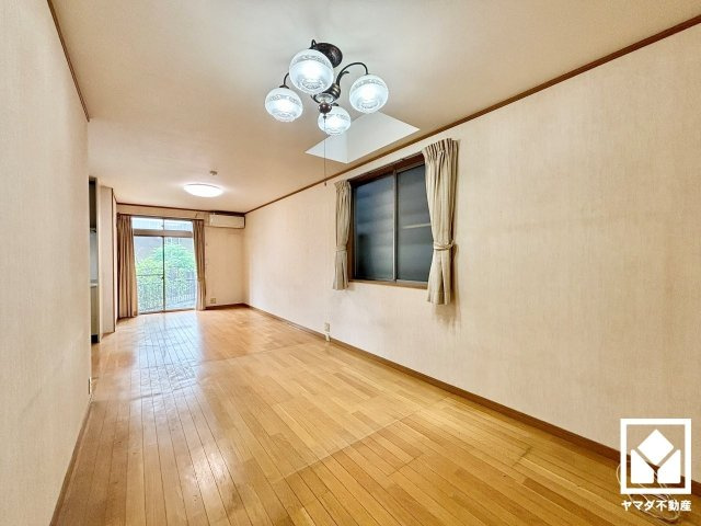 伏見区横大路六反畑の居間・リビング