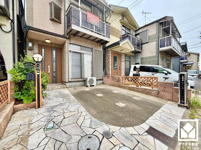 伏見区横大路六反畑の駐車場