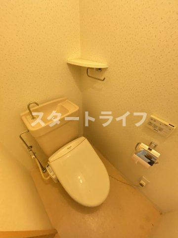 大阪市淀川区木川東１丁目の賃貸マンションのトイレ