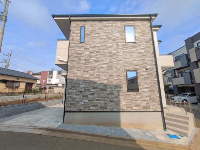富士見市関沢２丁目の新築一戸建の駐車場
