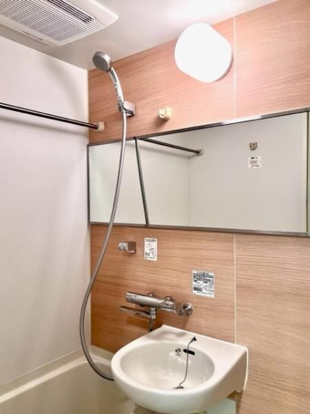 ＫＤＸレジデンス西新宿の洗面所