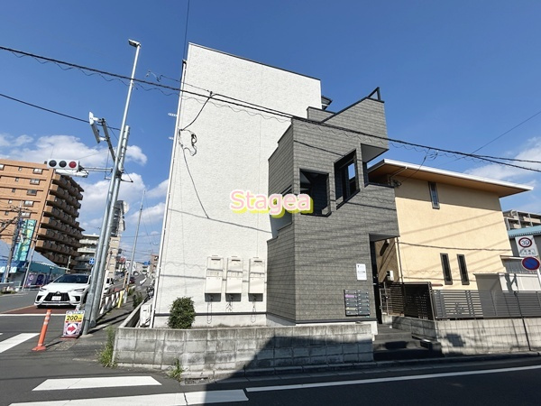 オリーブ西堀の外観