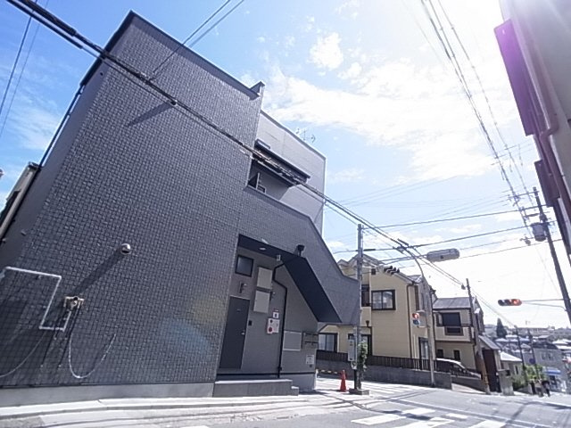 神戸市長田区大塚町５丁目のアパートの外観
