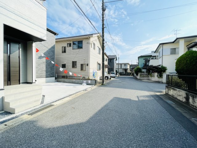 市原市五井７期の前面道路含む現地写真