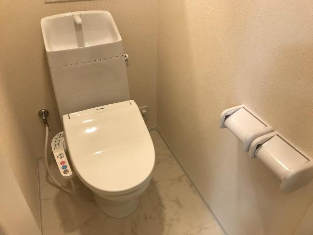 寿　のトイレ|シャワー付トイレ