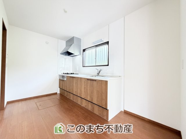 KEM宇都宮市弥生1期　中古戸建のキッチン|明るく清潔なキッチン♪