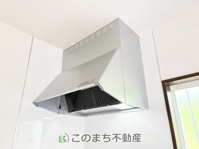 KEM宇都宮市弥生1期　中古戸建のキッチン|お料理の匂いもスッキリ♪シンプルデザインで掃除も簡単‼