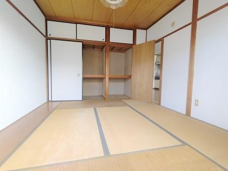 グローリア南大塚の和室