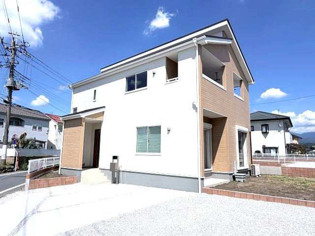 リーブルガーデンＳ第19渋川金井　1号棟