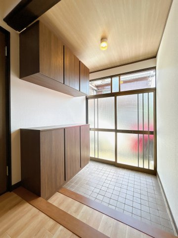 リフォーム済中古戸建　岐阜市中　昭和50年築の玄関