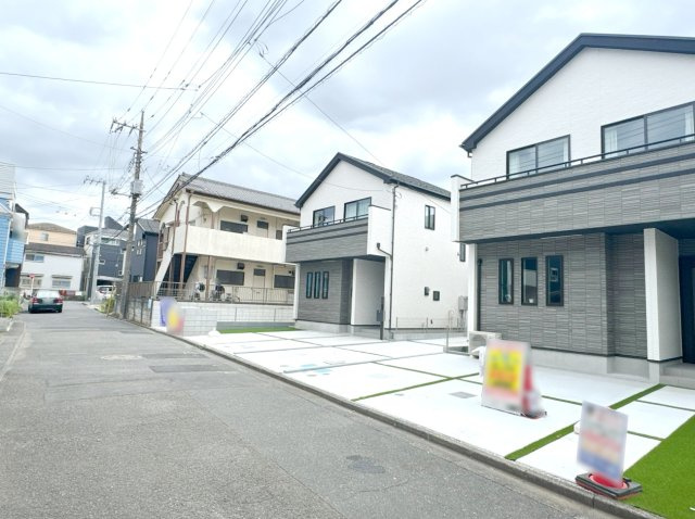 【前面道路含む現地写真】 | 富士見市上沢1丁目　新築一戸建住宅　全4棟　(ふじみ野店) | 生活施設が周辺に充実した利便性と、閑静な住宅街での暮らしが叶うお住まい。