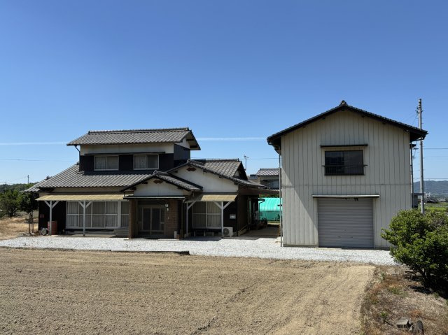 木田郡三木町田中中古戸建