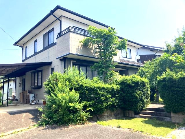 日高町西芝　中古戸建　5LDK+S