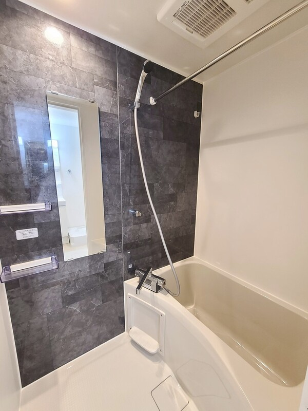 Ｃｒｏｓｓ　Ｇｒａｙ町屋の浴室|74809284_5.jpg