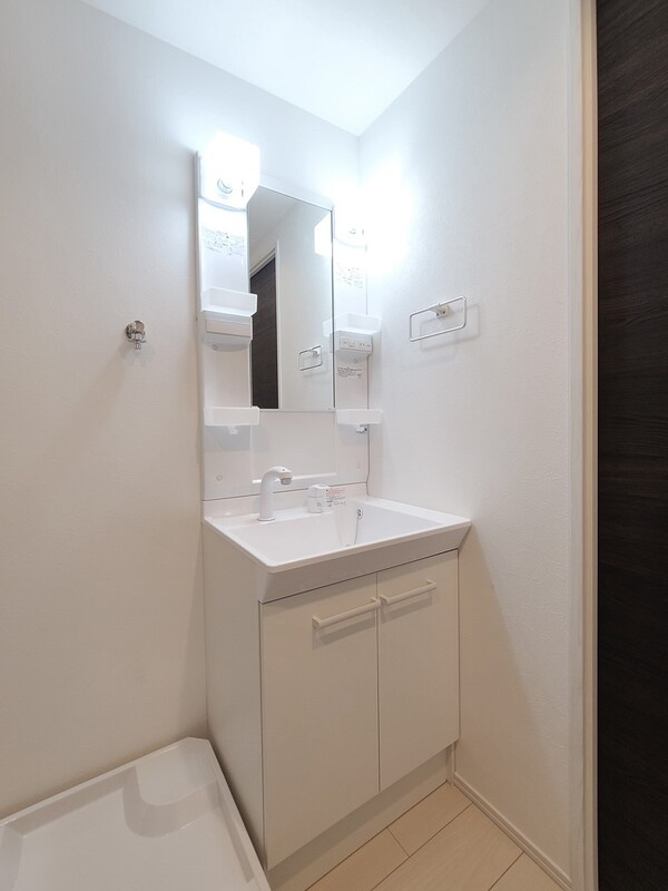 Ｃｒｏｓｓ　Ｇｒａｙ町屋の洗面所|74809284_7.jpg