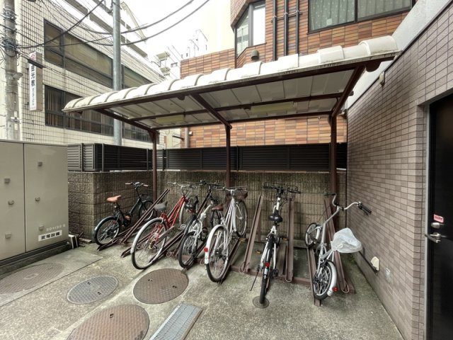 ラフィーネ本郷の駐車場|51440094_18.jpg