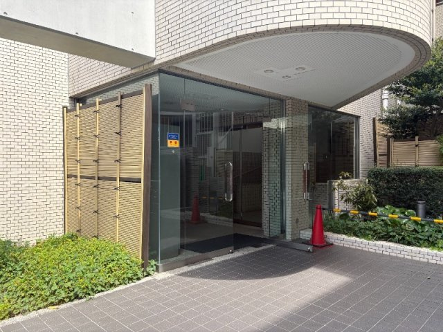 ステラメゾン武蔵小山のエントランス|74779637_16.jpg