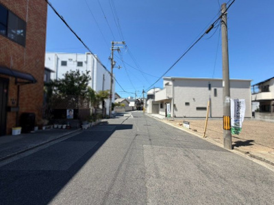 【前面道路含む現地写真】 | 永代町１丁　売土地 | 【土地約３５．９９坪】お好きなプランで夢のマイホームを建てて下さいね♪