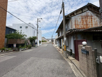 【前面道路含む現地写真】 | 永代町１丁　売土地 | 【建築のご提案が可能です】どんな家を建てる事ができるのだろう？と感じたらイエストアへご相談を！イエストアスタッフが設計士と共にご希望に沿った間取りをご提案を致します♪