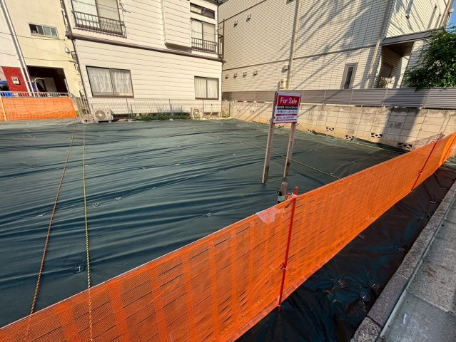 【前面道路含む現地写真】