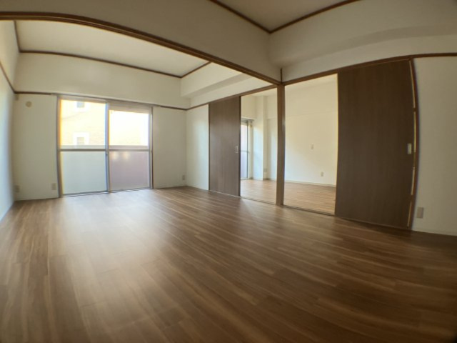 メゾン兜山Ⅰの居間・リビング|別部屋のお写真です。参考程度にご覧ください。