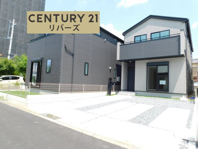名古屋市港区船頭場１丁目の新築一戸建の前面道路含む現地写真|☆２号棟☆　新価格！！いつでもご案内出来ます♪（お問合せ当日、平日、水曜、夜間もＯＫ）　長期優良住宅！　南北道路、陽当たり良好！　敷地３８．６６坪！　駐車並列２台ＯＫ　パントリー付リビング２０．０帖♪