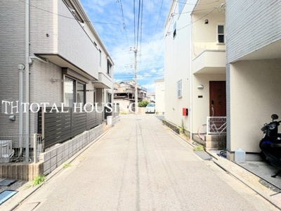 【前面道路含む現地写真】 | 三鷹市深大寺2丁目　中古戸建　全1棟