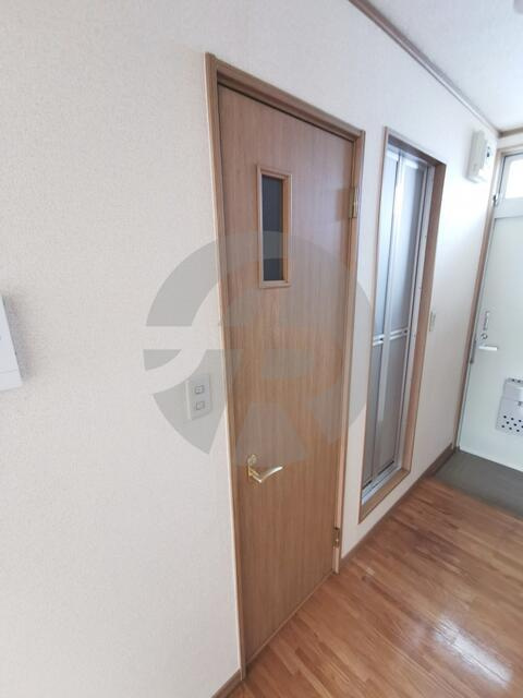 ハイツイーストの玄関|同物件別部屋参考写真