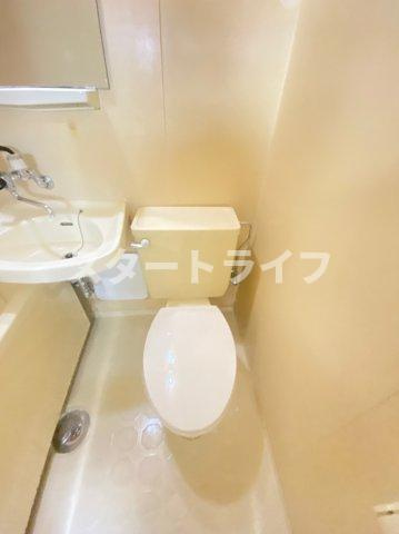 大阪市淀川区西中島６丁目の賃貸マンションのトイレ