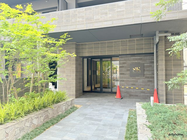 SK RESIDENCES SHINSAIBASHI　仲介手数料無料のエントランス