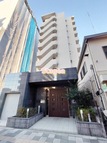 アクシーズタワー新都心の外観