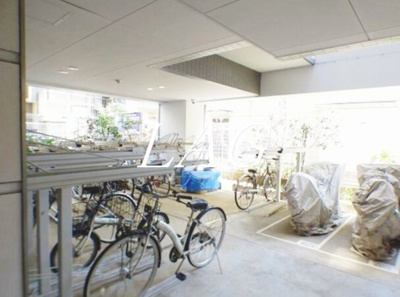 【その他共用部分】 | ドルチェ東京府中・弐番館 | 駐輪場です。