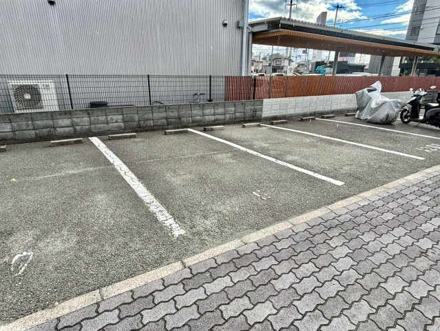 ティファニー21　A棟の駐車場