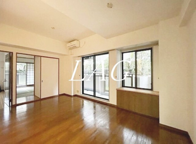 【居間・リビング】 | シャリエ練馬北町 | 洋室のお部屋です。