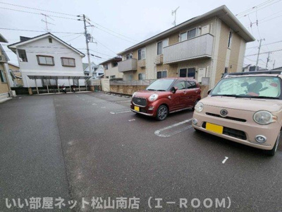 【駐車場】 | グランドソレーユⅡ　A棟