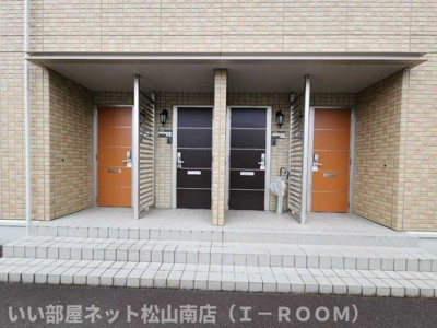 【エントランス】 | グランドソレーユⅡ　A棟