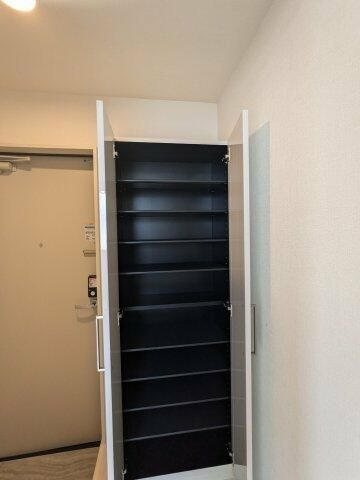 イルレガーロ北小岩の玄関