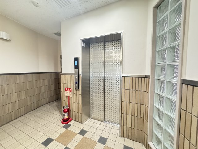 アムス松戸ブランティークのロビー