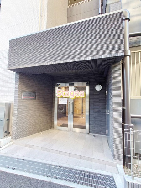 プルメリア大宮大門町のエントランス