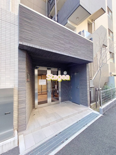 プルメリア大宮大門町のエントランス