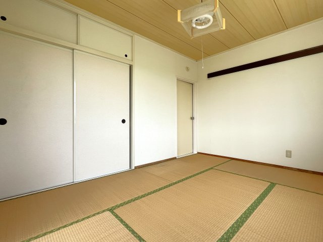 ハイム求名の和室
