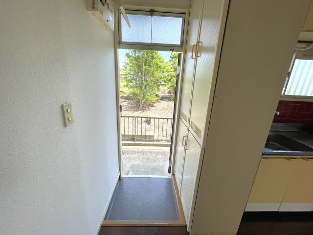 ハイム求名の玄関