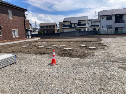 リーブルガーデンＳ第19渋川金井　3号棟の前面道路含む現地写真|現地写真です